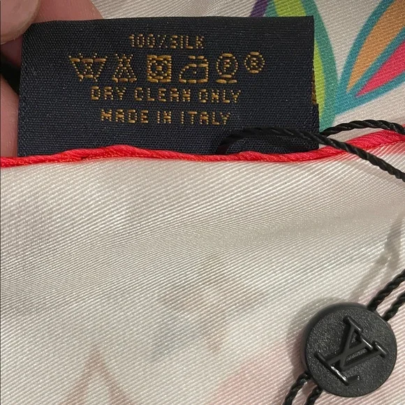 Louis Vuitton Authentic Colorful Floral Silk Scarf - Picture 5 of 6